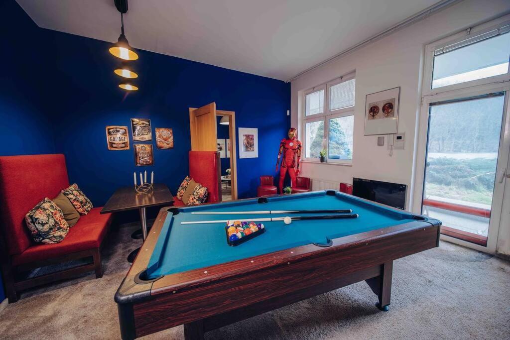Unique Apartment With Private Pool, Cinema, Spa Прага Екстериор снимка